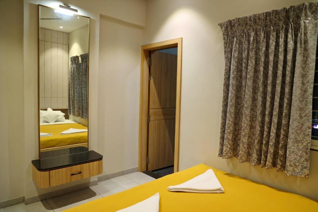 'Sumadhu Homes 301 ' Kolhapur Ngoại thất bức ảnh